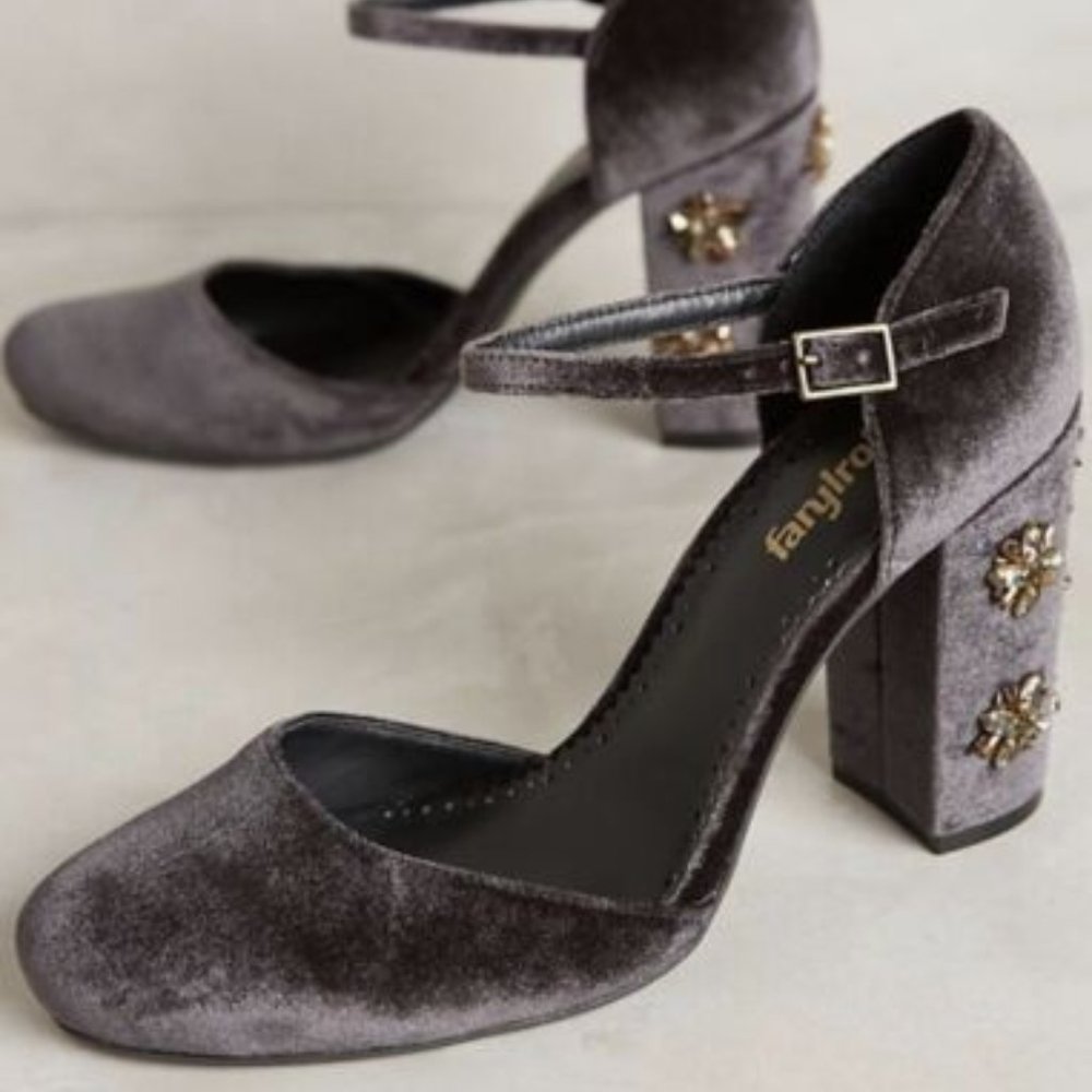**MOVING SALE EVERYTHING MUST GO** Farylrobin Velvet Jeweled Block Heel Pumps